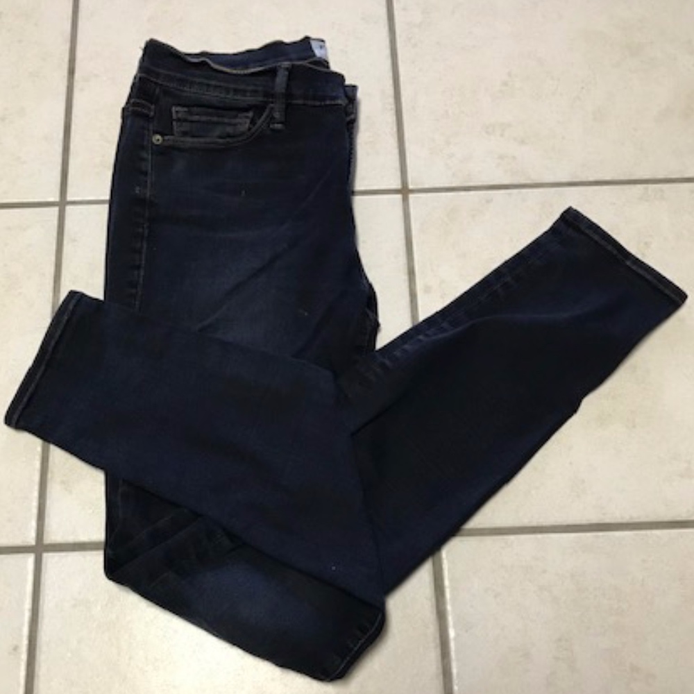 Frame Dark Rinse Skinny Jeans Size 29